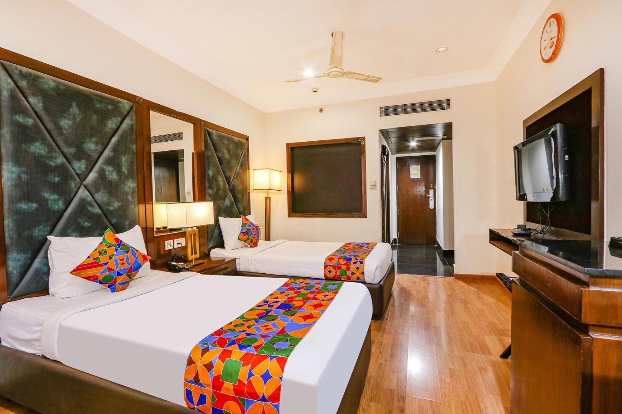 Fabhotel Prime Svm Grand - Banjara Hills Haydarabad Dış mekan fotoğraf